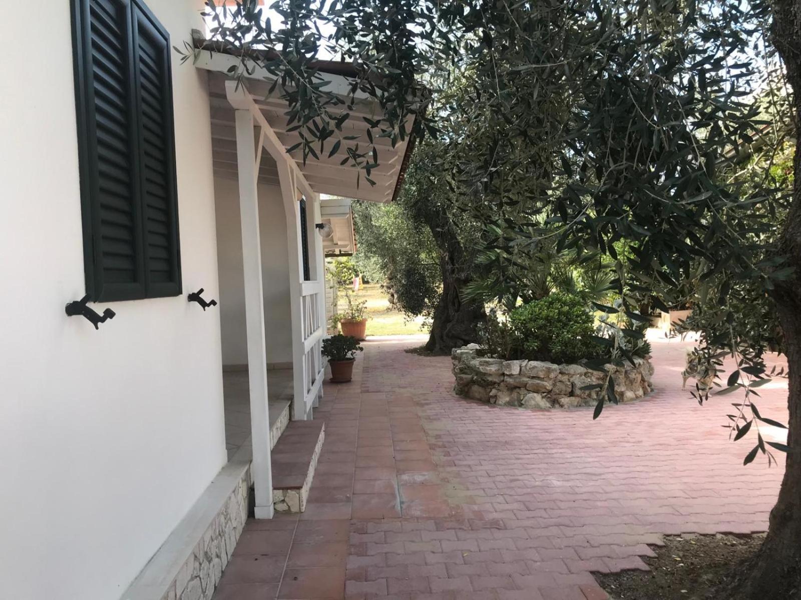 Villa Monica Appartamenti Vieste Luaran gambar